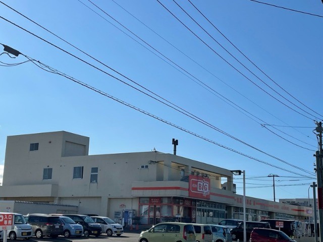 ショッピングセンター　ザ・ビッグエクスプレス前田店（ショッピングセンター）まで594m