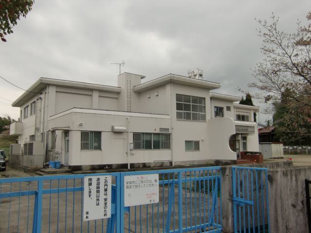幼稚園・保育園　中屋保育所（幼稚園・保育園）まで3083m
