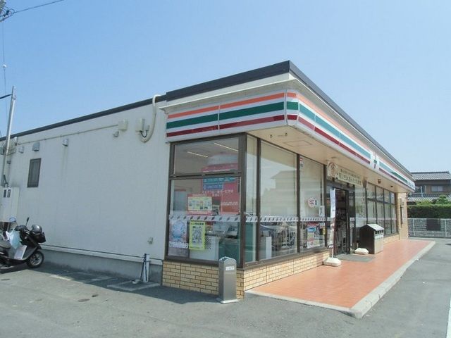 コンビニ　セブンイレブン浜北平口南店（コンビニ）まで850m