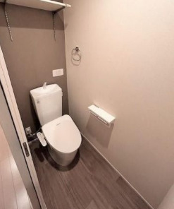 トイレ　落ち着いたトイレです