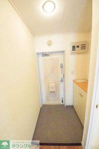 玄関　お問合せはタウンハウジングまで！※現地待合わせ相談可能