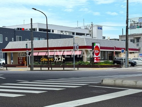 飲食店　ガスト 堀田通店（飲食店）まで664m