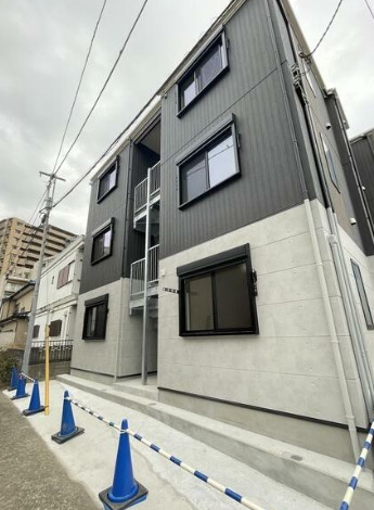 建物外観　エースコート鶴見
