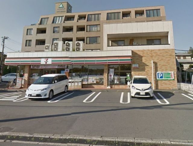 コンビニ　セブンイレブン横浜田奈店（コンビニ）まで441m