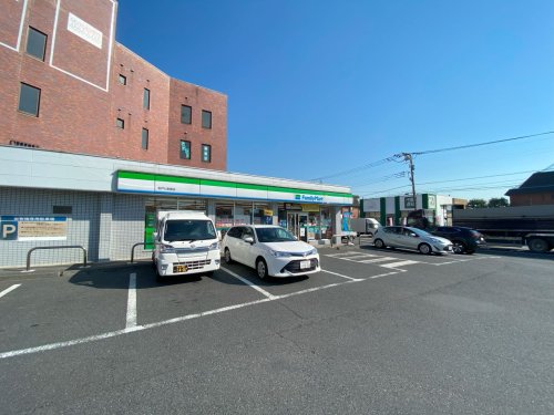 コンビニ　ファミリーマート 松戸七畝割店（コンビニ）まで493m