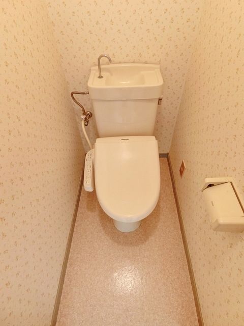 トイレ　☆ウォシュレットは残置扱いです
