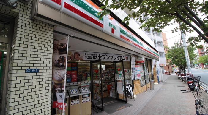 コンビニ　物件（コンビニ）まで271m