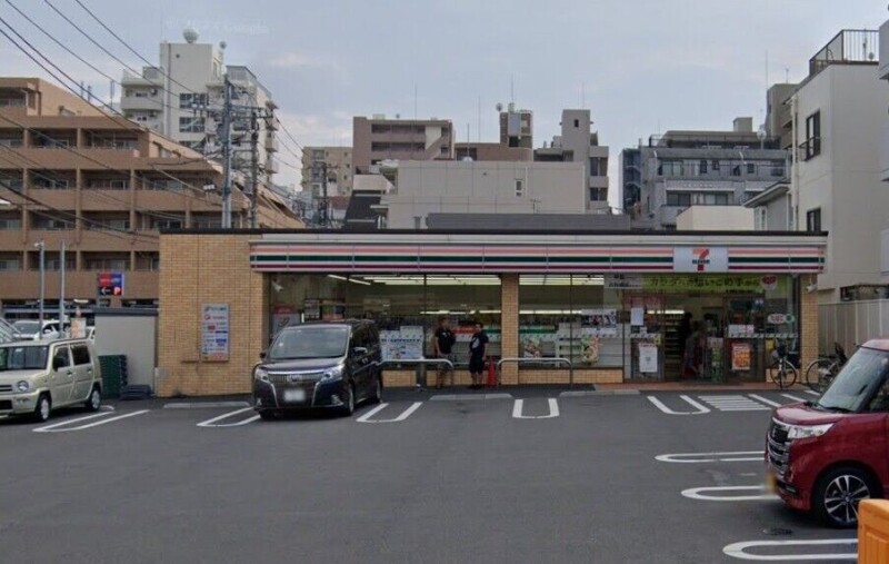 コンビニ　セブンイレブン市川行徳駅前1丁目店（コンビニ）まで124m