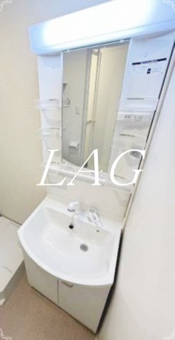 洗面設備　洗面台です。