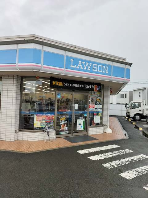 コンビニ　ローソン和歌山小豆島店（コンビニ）まで1017m