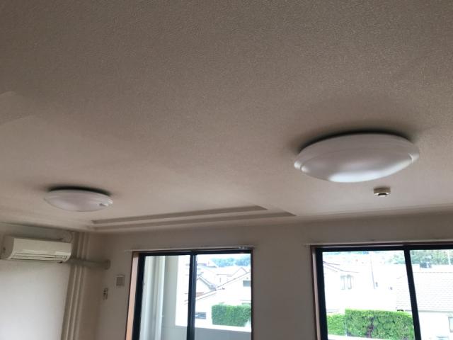 その他設備　リビング照明