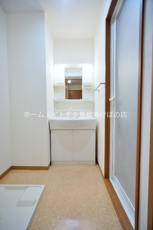 洗面設備　同型別部屋写真