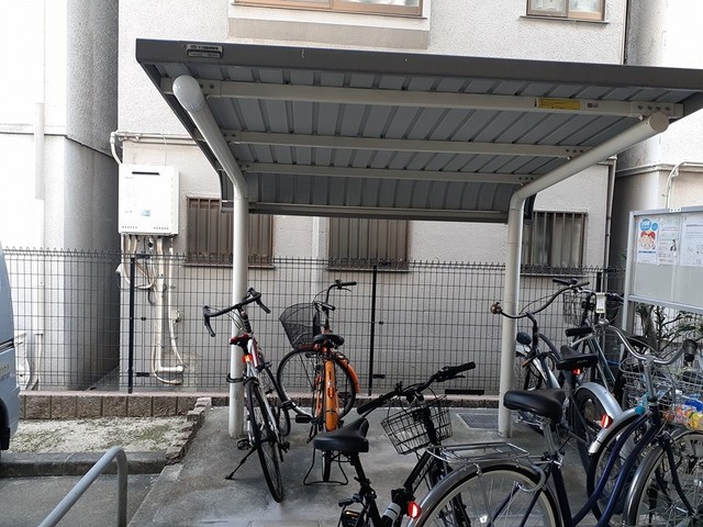 その他　大阪市立クラフトパークまで400m