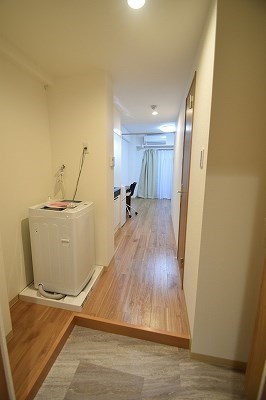 玄関　他部屋