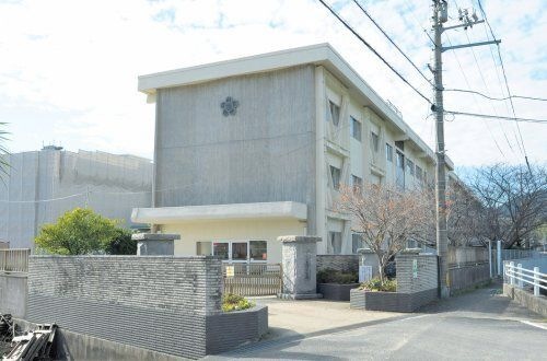 小学校　下関市立王司小学校（小学校）まで838m