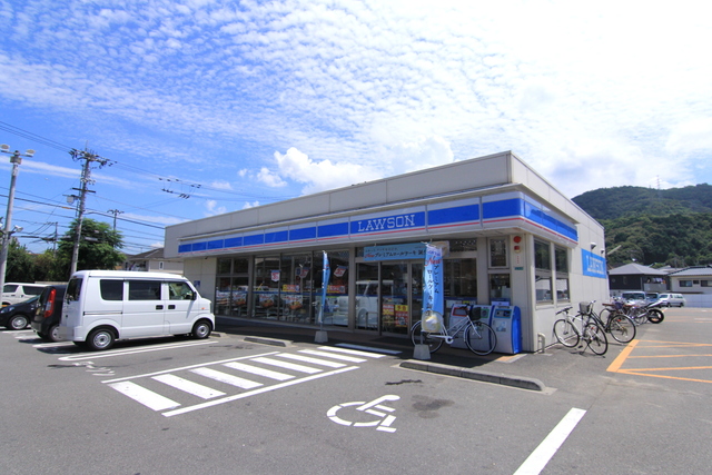コンビニ　ローソン　松山畑寺店（コンビニ）まで750m