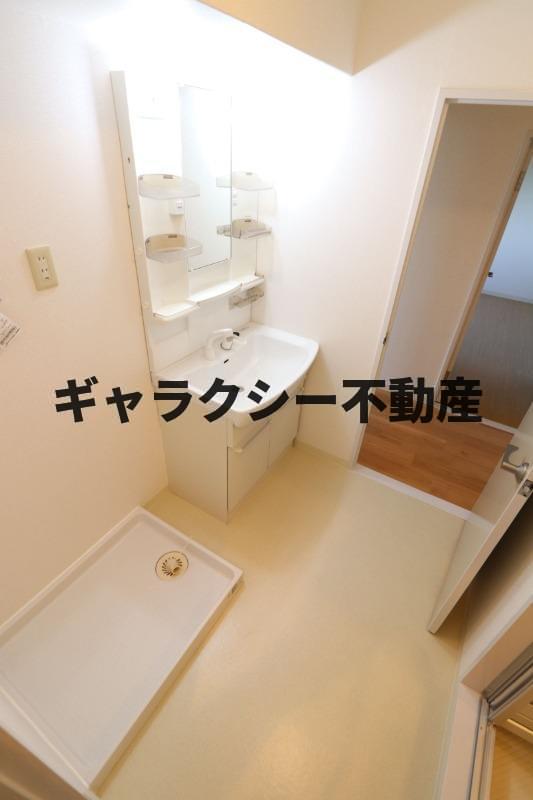 洗面設備　脱衣洗面所