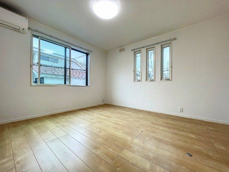居室・リビング　物件画像