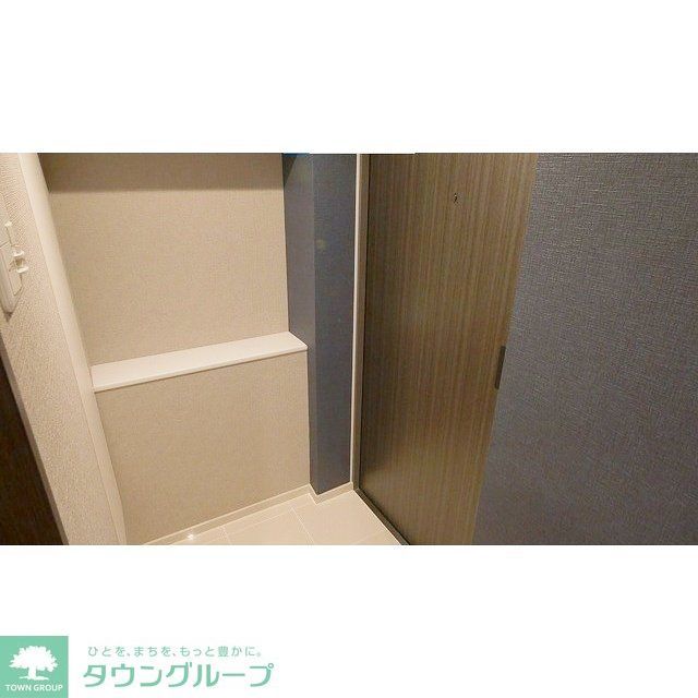 玄関　同タイプ写真　※現況優先
