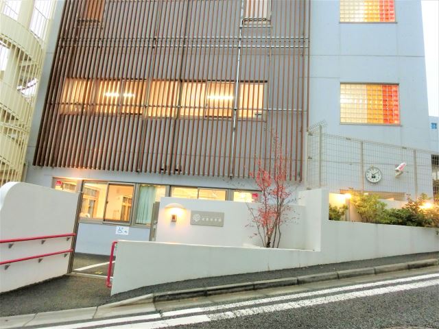 幼稚園・保育園　遊愛保育園（幼稚園・保育園）まで300m