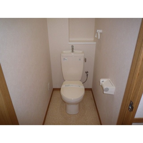 トイレ　バス・トイレ別は嬉しいですね