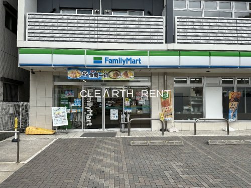 コンビニ　ファミリーマート 横浜子安通三丁目店（コンビニ）まで627m