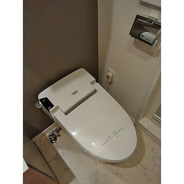 トイレ　（別タイプ参考写真）ベルファース新板橋　板橋区板橋４