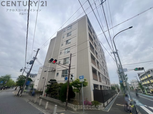 建物外観　敷地内に駐輪場があります♪