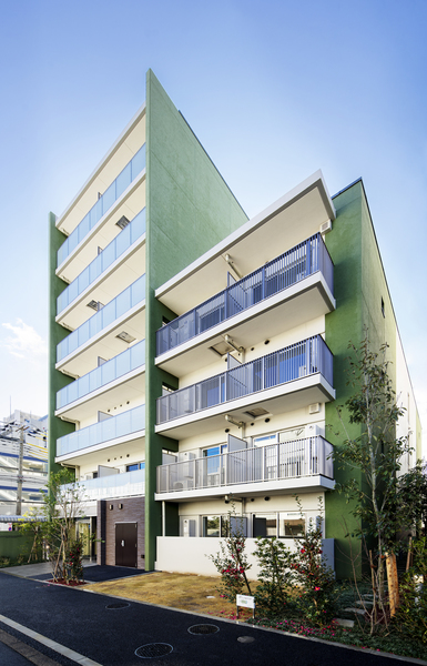 建物外観　【外観】重厚感のある外観