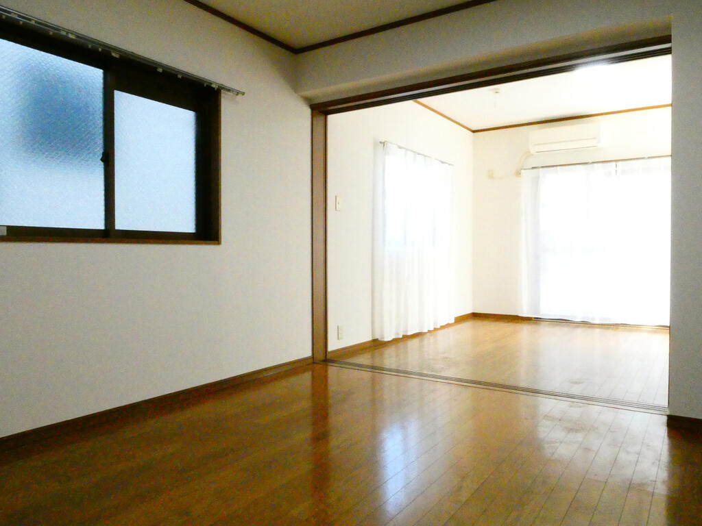 GRACE VILLAの居間写真