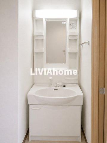 洗面設備　同シリーズの参考写真です。実際の設備・内装は現況を優先とさせ