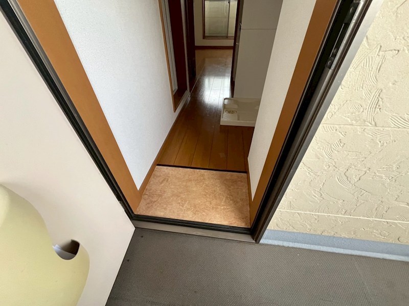 玄関　別部屋参照