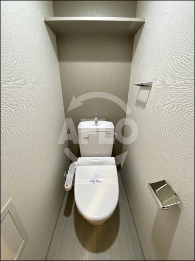 トイレ　サムティ本町AGE　サムティ本町AGE　温水暖房洗浄便座