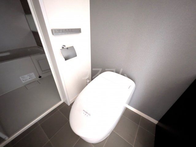 シャルボンのトイレ写真