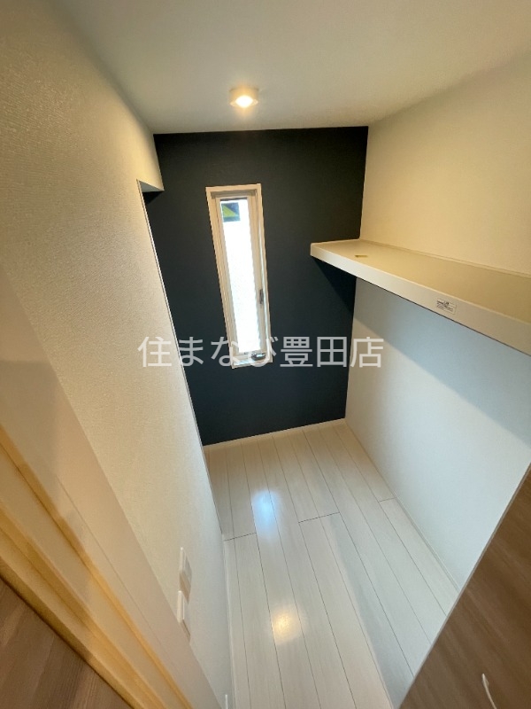 収納　同型写真