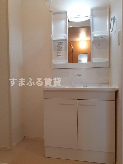 洗面設備　反転の場合あり