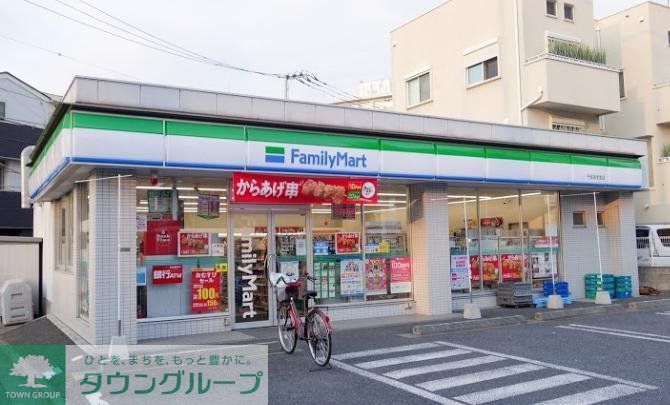 コンビニ　ファミリーマート千住あずま店（コンビニ）まで400m