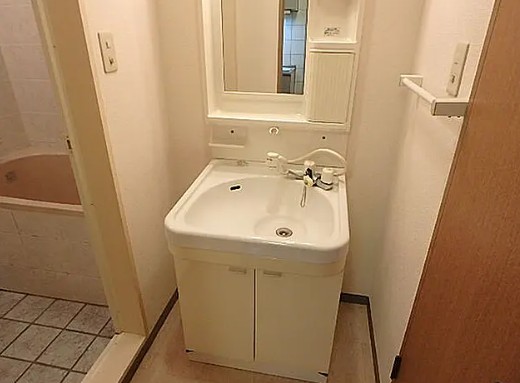 洗面設備　※別部屋参照写真