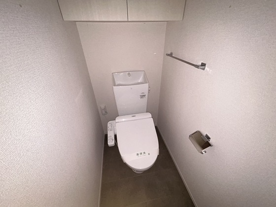 トイレ　※別部屋の写真です