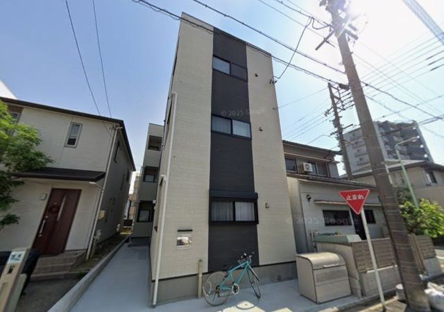 建物外観　外観　オートロック付　宅配ＢＯＸ有り