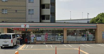 コンビニ　セブンイレブン 神戸七宮町２丁目店（コンビニ）まで240m