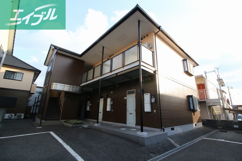 SPASEシャトル1番館の外観写真