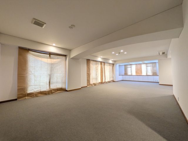 東武東上線 下板橋駅 徒歩3分 8階建 築34年の居間写真