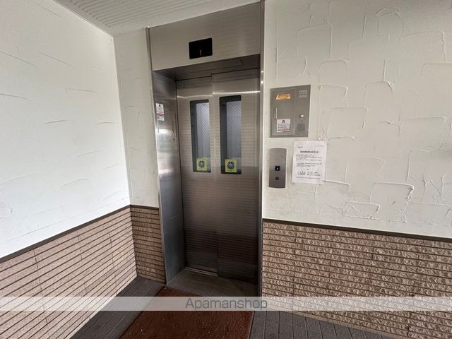 ロビー　ロビー