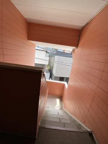 その他共有部分　共用部の階段です