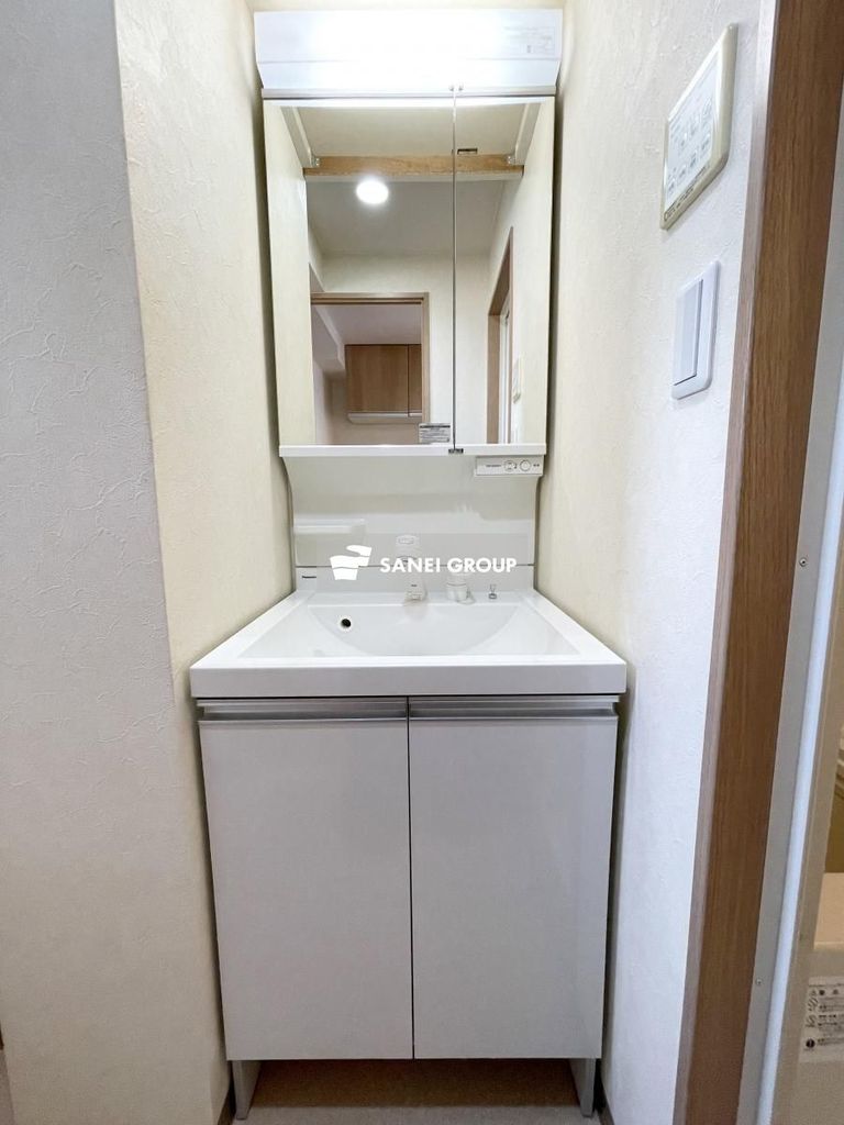 洗面設備　同仕様