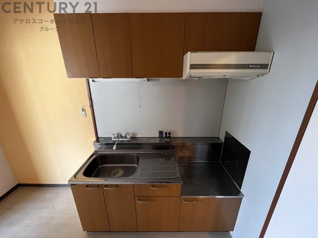 キッチン　壁付けキッチンでスペースを有効活用できます！
