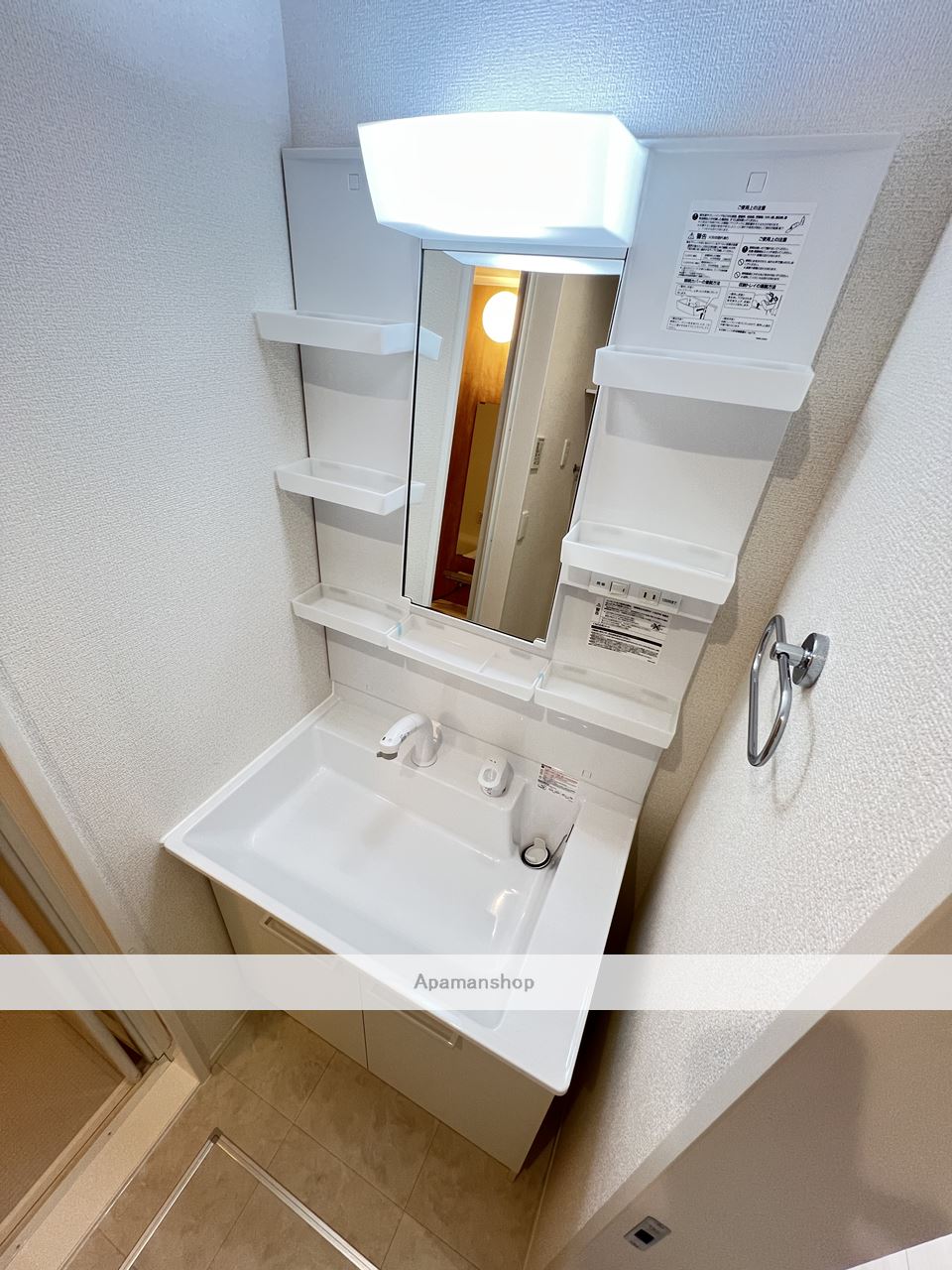 西武有楽町線 新桜台駅 徒歩3分 3階建 新築の内装写真