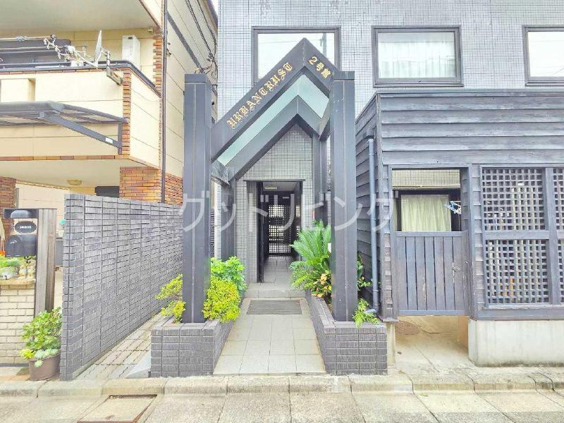 アーバントラスト北小岩2号館の外観写真