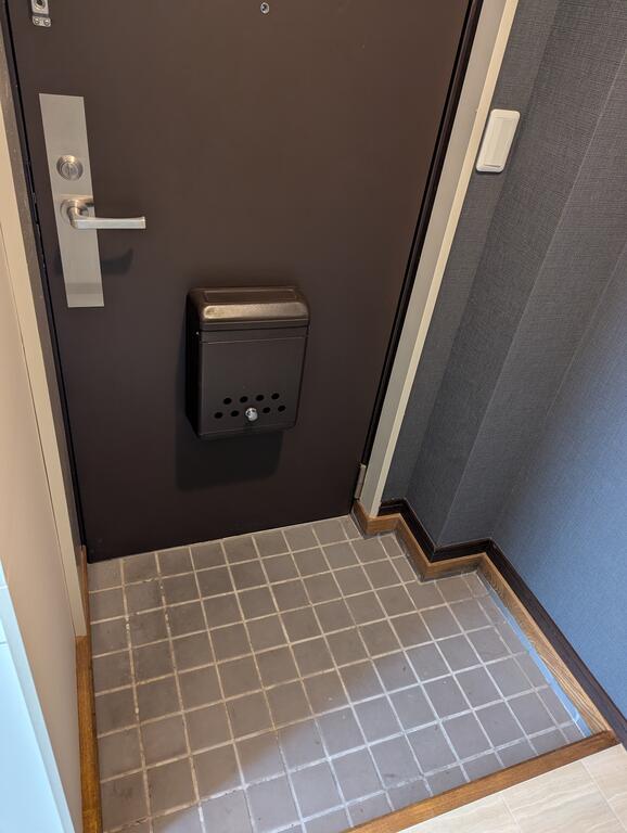YOUCORPの玄関写真